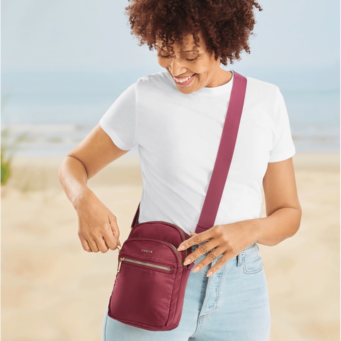 Roundtrip Convertible Sling Bag, , large